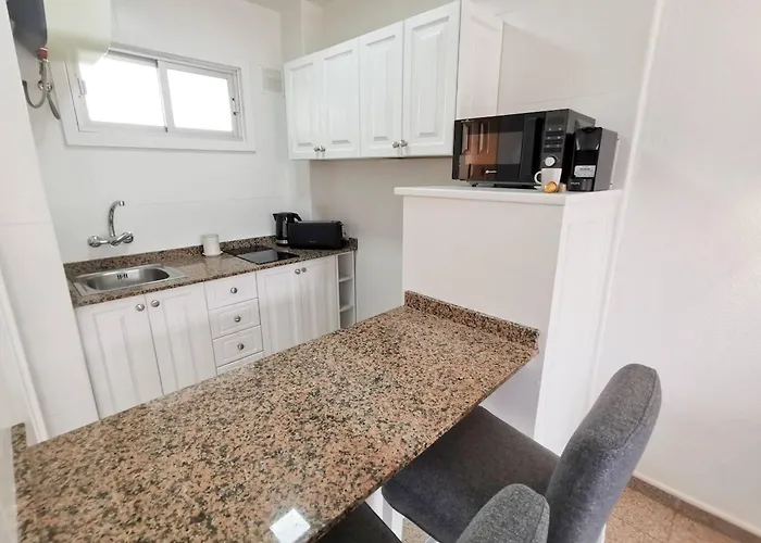 Camelias 215 By Pride *