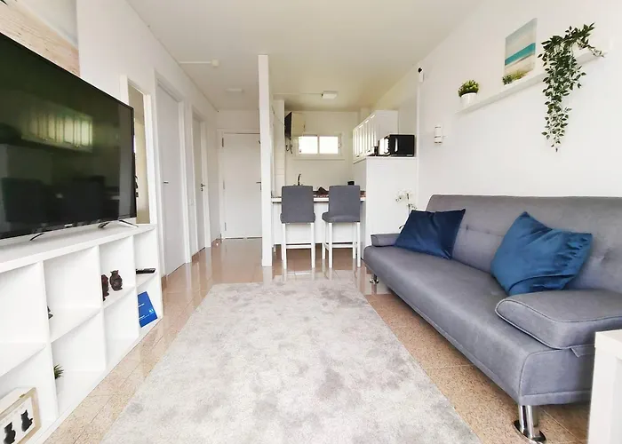 Camelias 215 By Pride Apartament